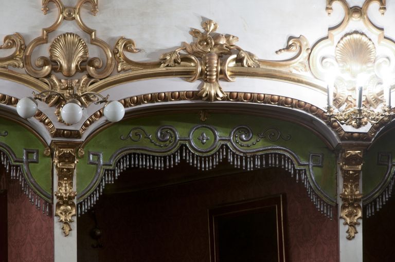 Piacenza, Teatro Municipale, particolari della decorazione (foto Andrea Scardova, IBC) 2016